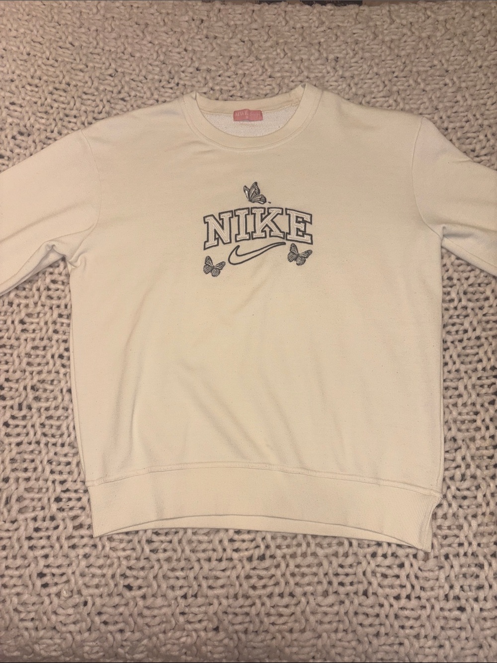 Nike Cream Crewneck Sweatshirt with Butterfly Accents